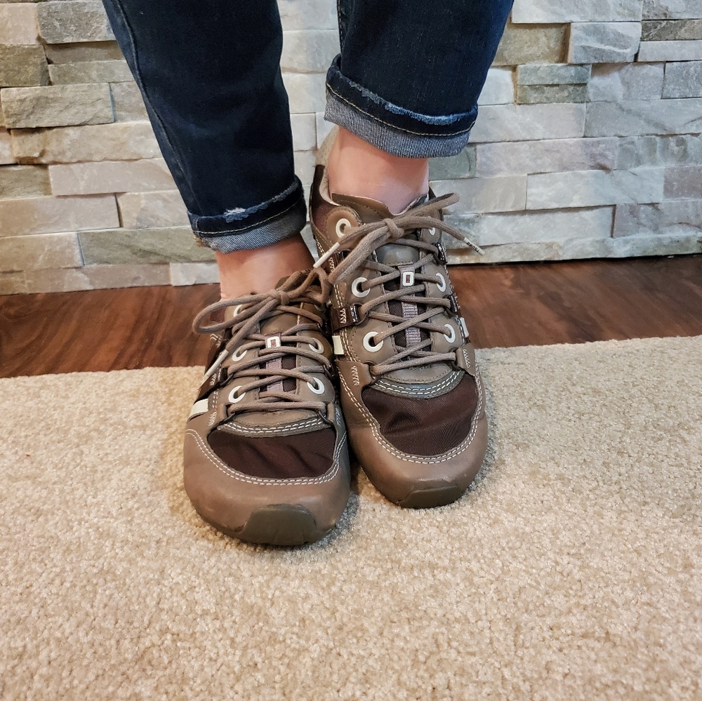 Tsubo • Millay Leather Sneaker - Picture 3 of 13